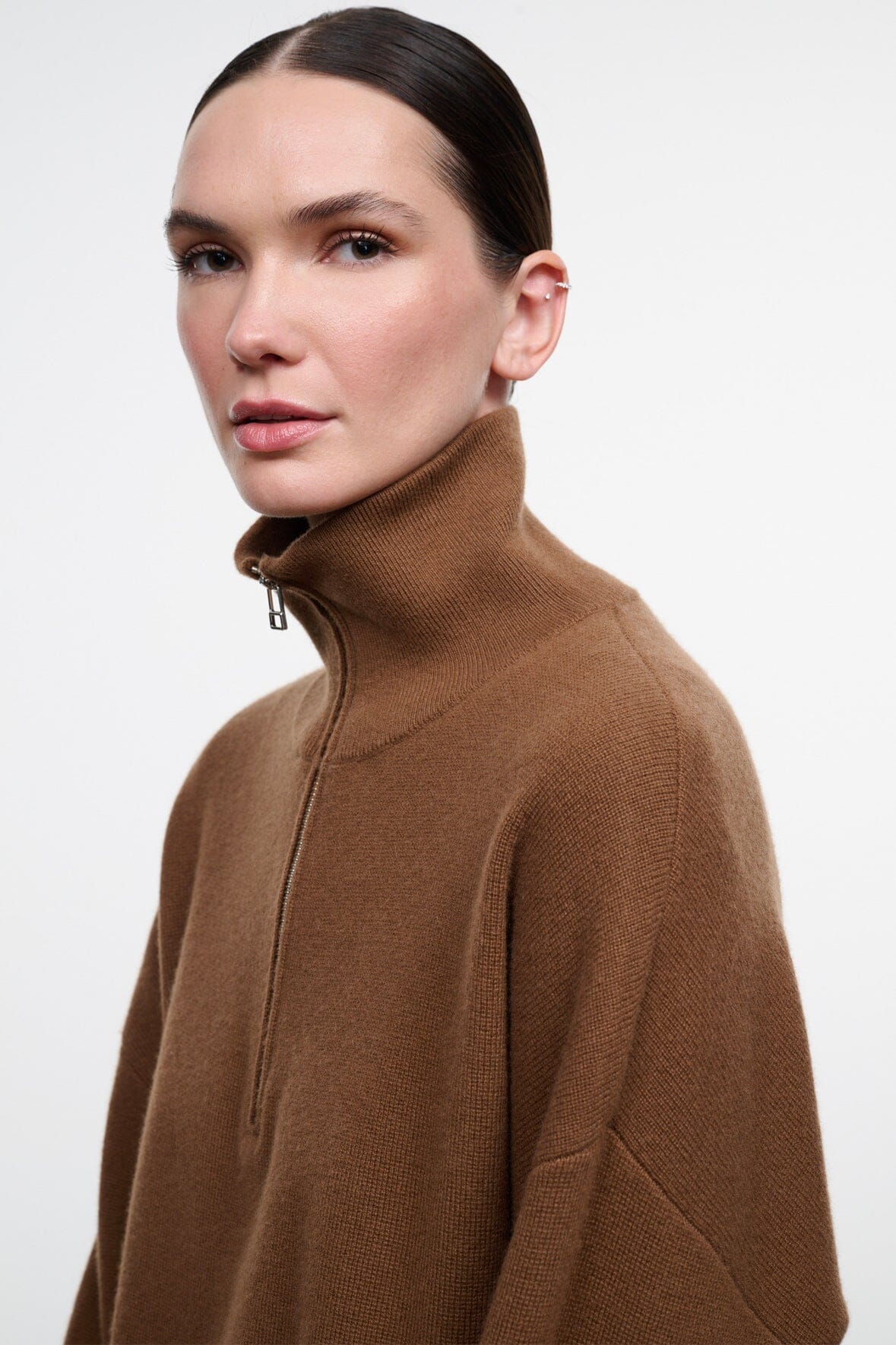 HUDSON CASHMERE SWEATER | CIGAR
