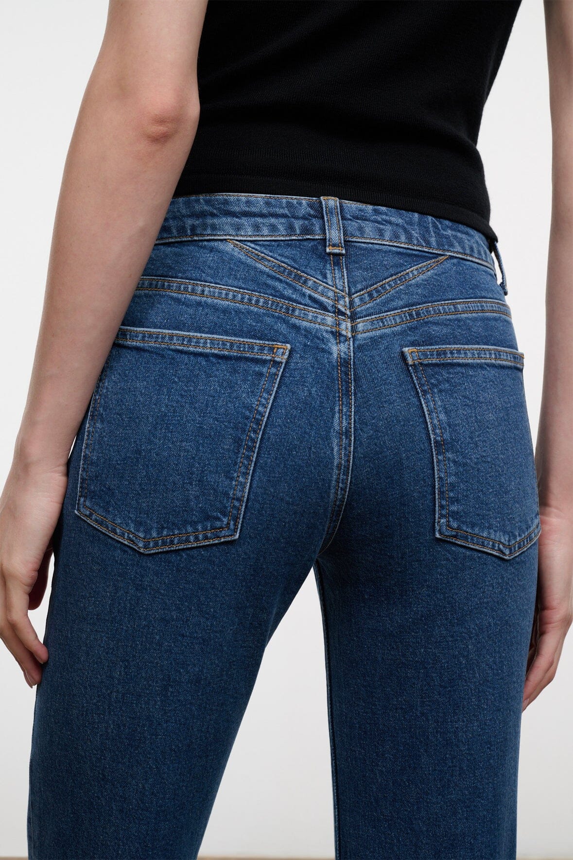TEDDY CROPPED WITH RAW HEM | STONE BLUE